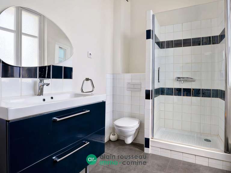 Maison Angers - 6 chambres - 223m²