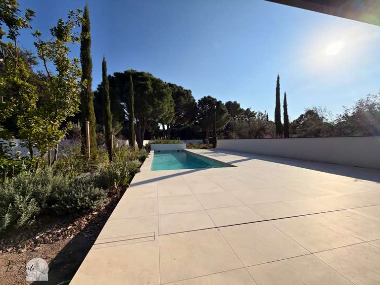 Maison Perpignan - 4 chambres - 220m²