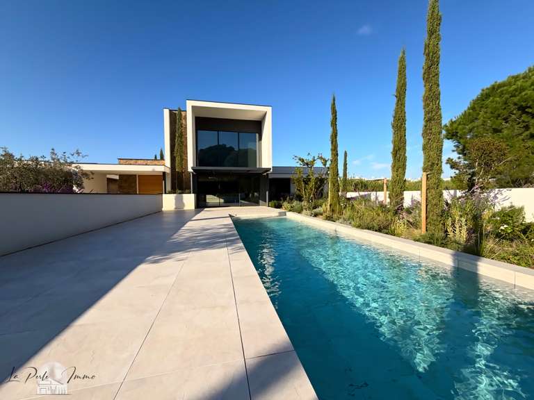 Maison Perpignan - 4 chambres - 220m²
