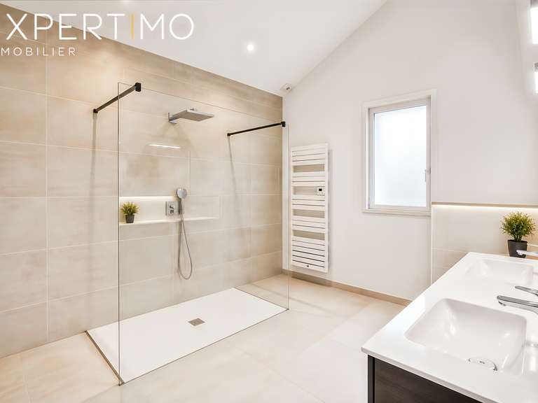 Maison Le Relecq-Kerhuon - 4 chambres - 243m²