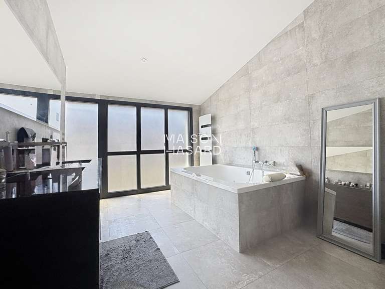 Maison Nantes Saint-Pasquier - 4 chambres - 206m²