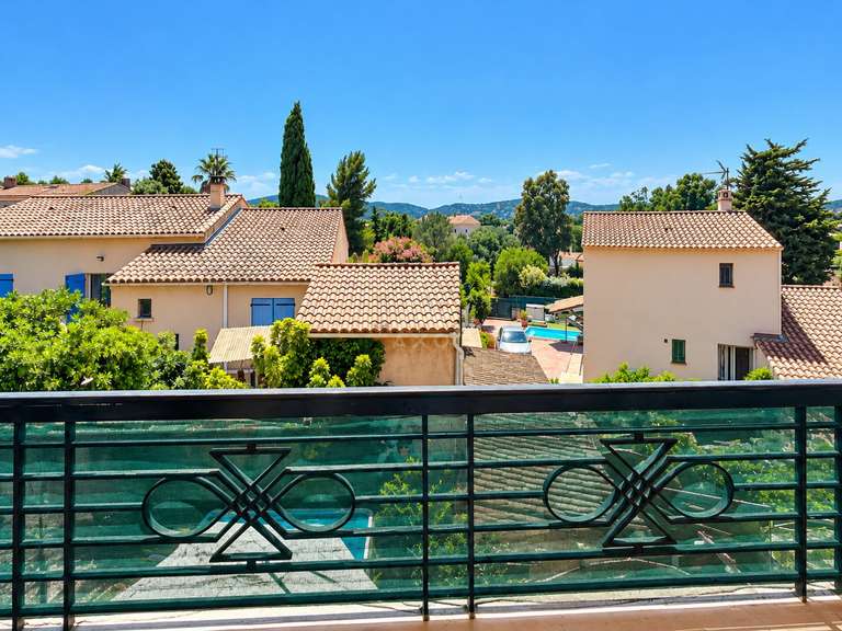 Maison Bormes-les-Mimosas - 4 chambres - 152m²