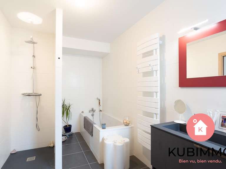 Maison Talmont-Saint-Hilaire - 4 chambres - 230m²