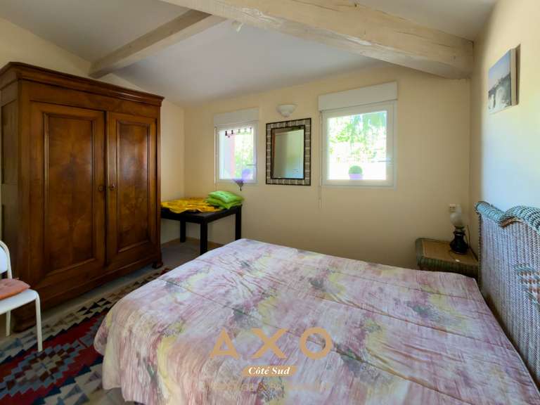 Maison Éguilles - 4 chambres - 194m²