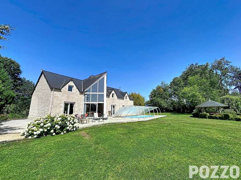 Propriété Granville - 5 chambres - 285m²