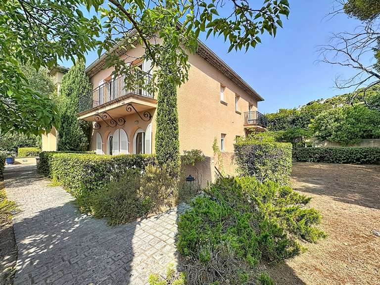 Maison Les issambres - 10 chambres - 775m²