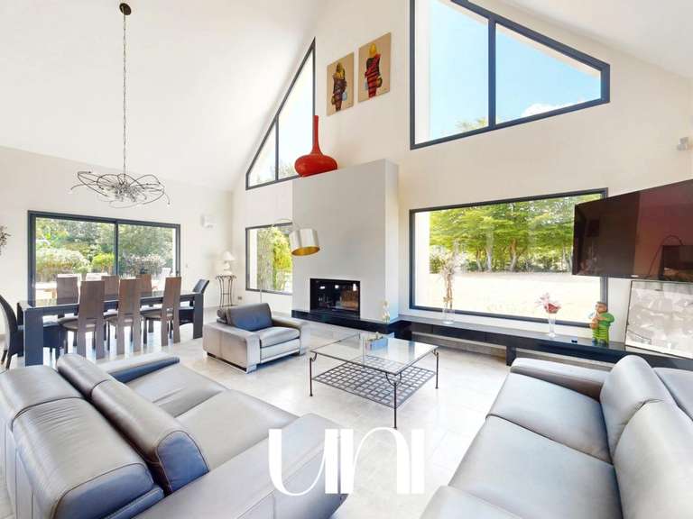 Maison Biéville-Beuville - 5 chambres - 295m²