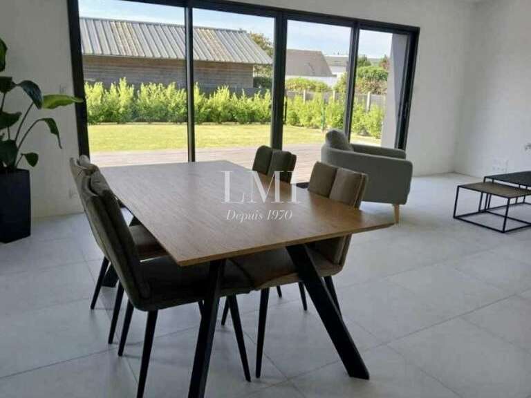 Maison Plouhinec - 4 chambres - 162m²