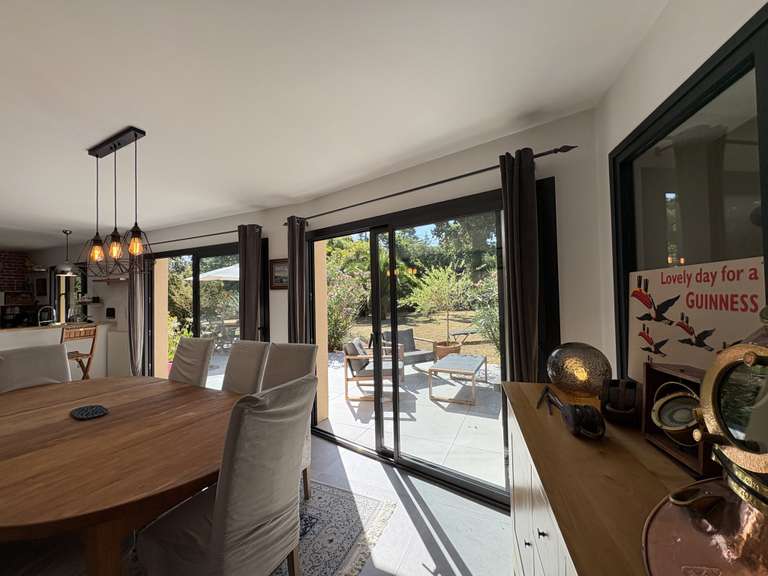 Maison Fouesnant - 5 chambres - 210m²