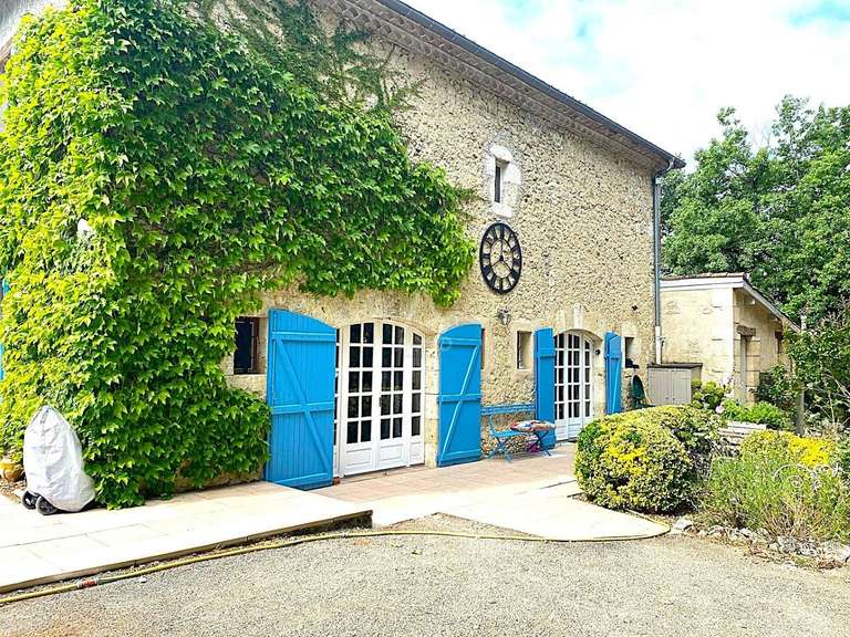 Maison Maubec - 5 chambres - 240m²
