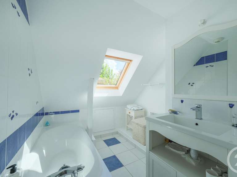 Maison Denneville - 5 chambres - 137m²