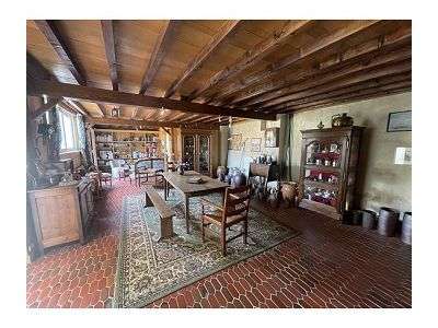 House Bayeux - 4 bedrooms - 258m²