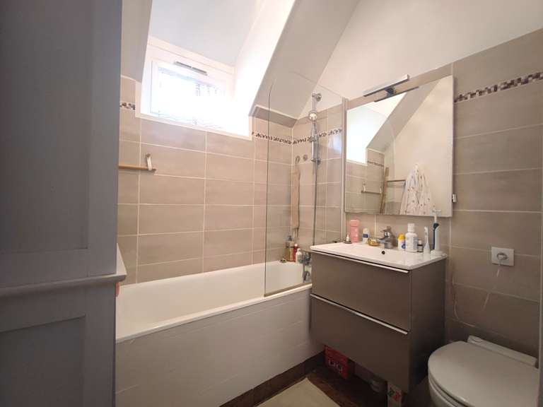 Maison Fontenay-sous-Bois - 5 chambres - 173m²