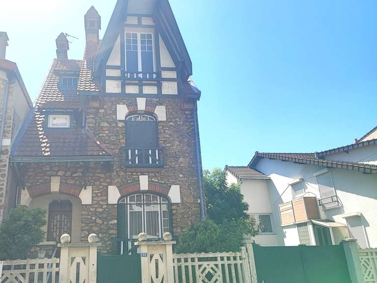 Maison Fontenay-sous-Bois - 5 chambres - 173m²