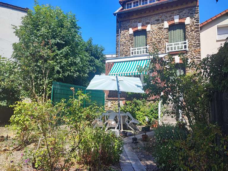 Maison Fontenay-sous-Bois - 5 chambres - 173m²