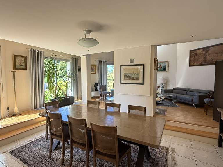 Maison Bruz - 5 chambres - 204m²