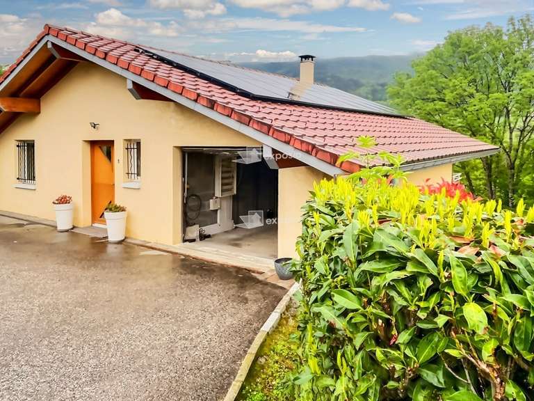 Maison Groisy - 4 chambres - 141m²