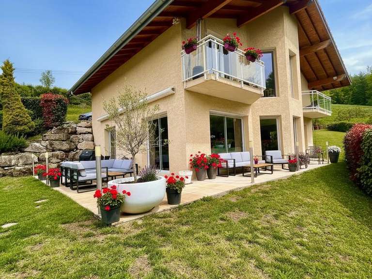 Maison Groisy - 4 chambres - 141m²