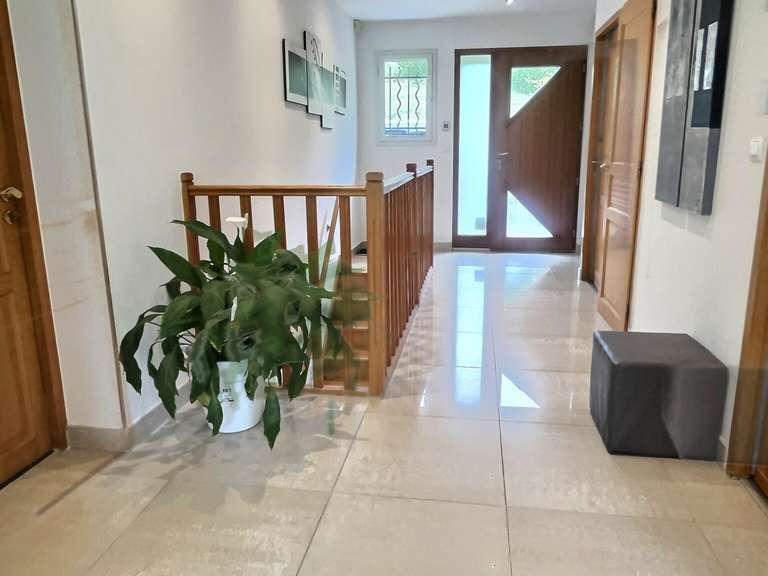 Maison Groisy - 4 chambres - 141m²