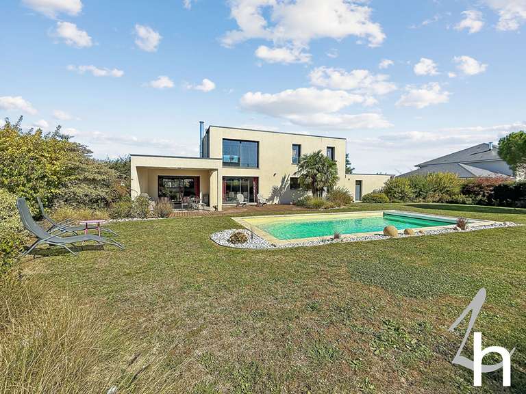 House Rots - 4 bedrooms - 204m²