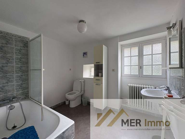 House Parame - 5 bedrooms - 207m²