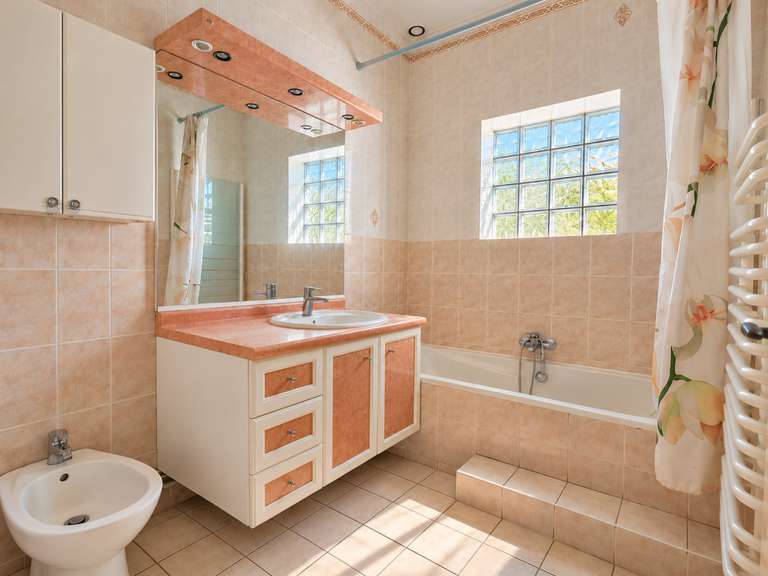 Maison La Teste-de-Buch - 5 chambres - 190m²