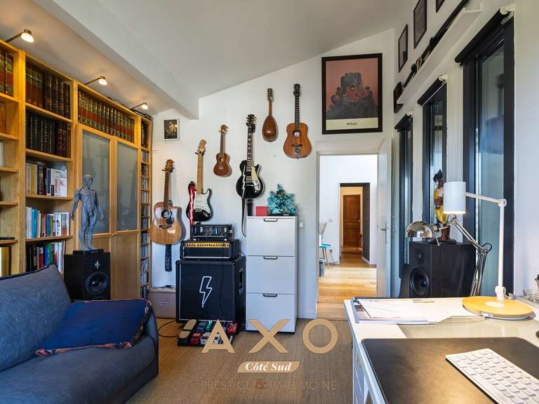 Maison Ventabren - 5 chambres - 247m²