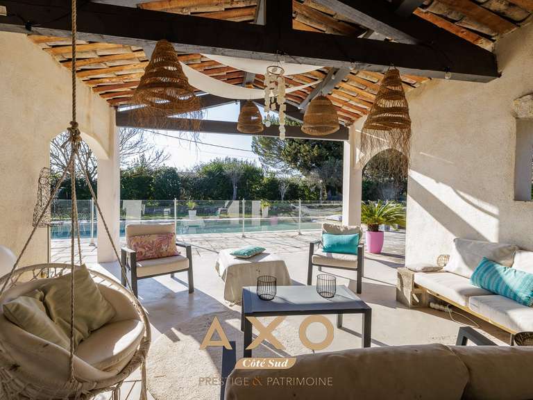 Maison Ventabren - 5 chambres - 247m²
