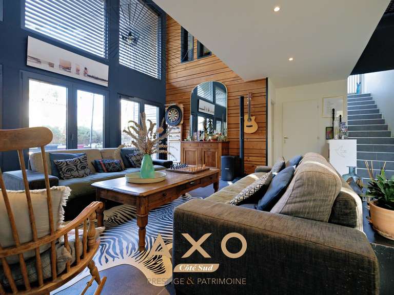 Maison Ventabren - 5 chambres - 247m²