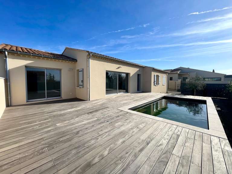 Maison L'Isle-sur-la-Sorgue - 4 chambres - 140m²