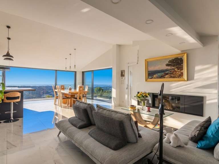 Maison Gattières - 6 chambres - 247m²