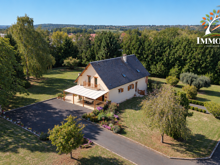 Maison Évrecy - 5 chambres - 196m²