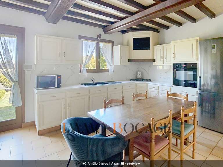 Maison Évrecy - 5 chambres - 196m²