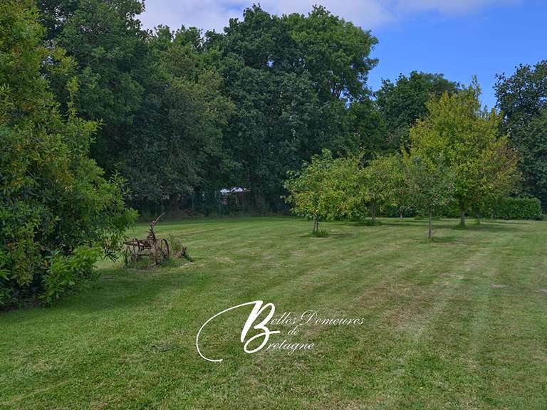 House Plourivo - 4 bedrooms - 200m²