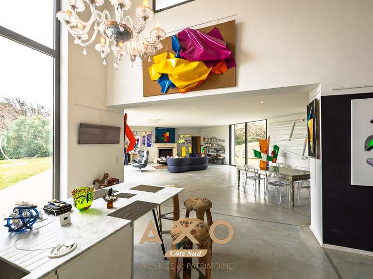 Maison Venelles - 5 chambres - 273m²