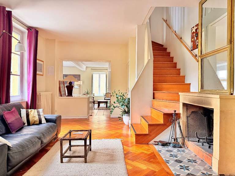 Maison Scy-Chazelles - 5 chambres - 248m²