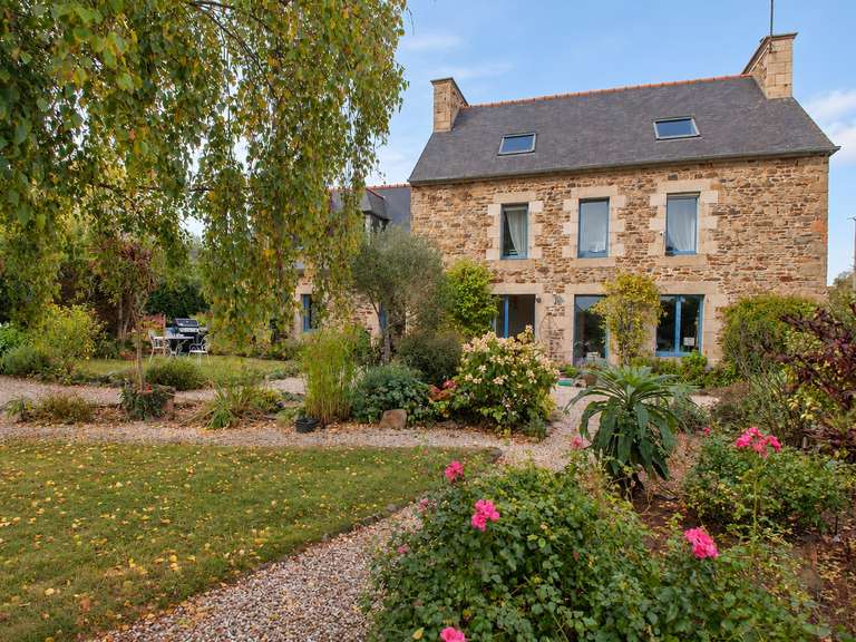 Maison Ploubazlanec - 5 chambres - 202m²