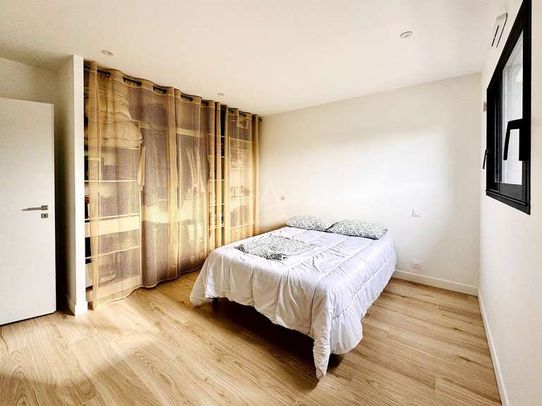 Maison Plescop - 3 chambres - 127m²