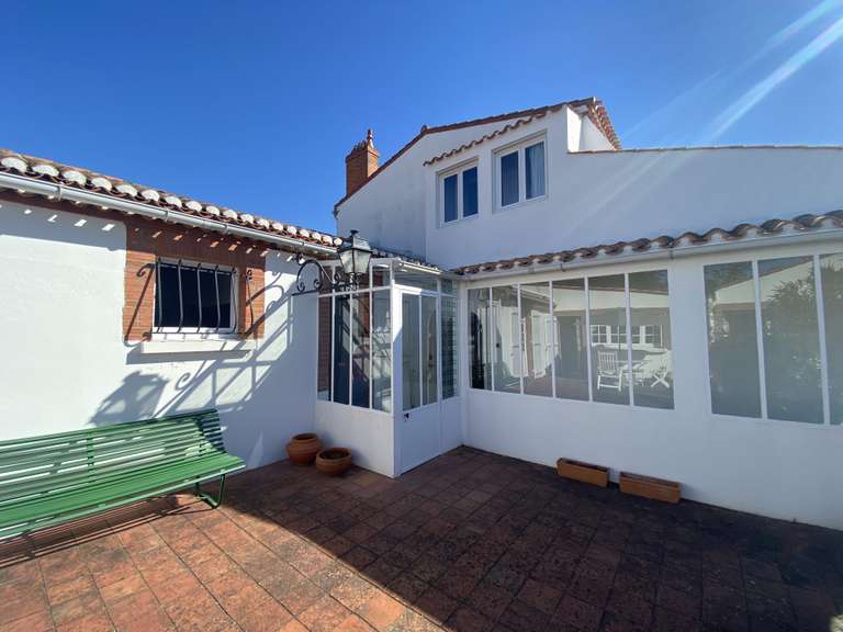 Maison Bretignolles-sur-Mer - 4 chambres - 177m²