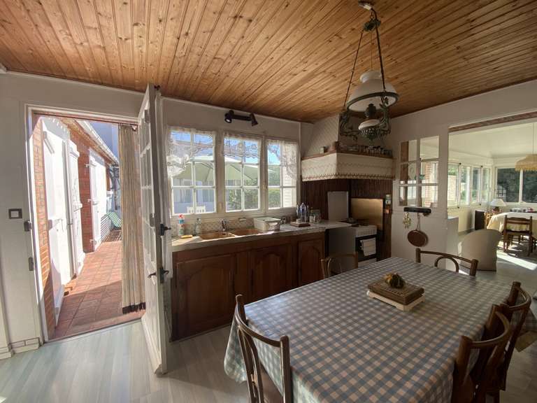 Maison Bretignolles-sur-Mer - 4 chambres - 177m²