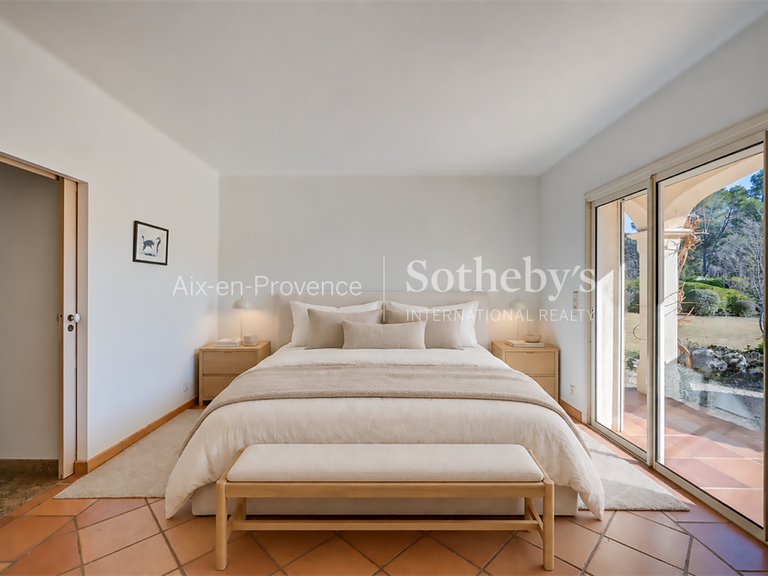 House Aix-en-Provence - 5 bedrooms - 280m²