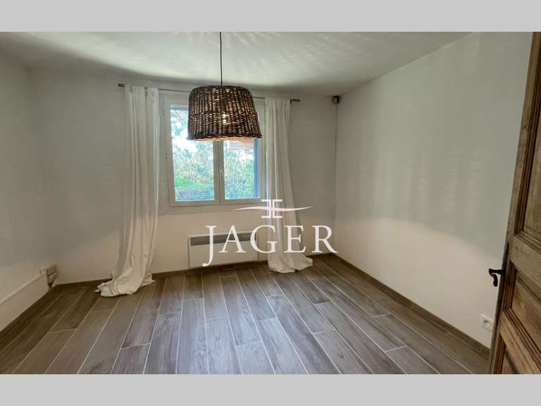 Villa Sainte-Maxime - 5 chambres - 300m²