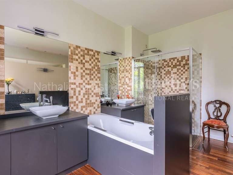 Maison Sailly-sur-la-Lys - 5 chambres - 300m²