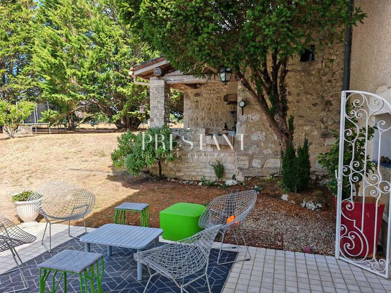 Maison Angoulême - 7 chambres - 310m²
