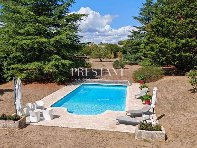 Maison Angoulême - 7 chambres - 310m²