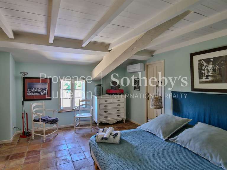 Maison L'Isle-sur-la-Sorgue - 7 chambres - 672m²