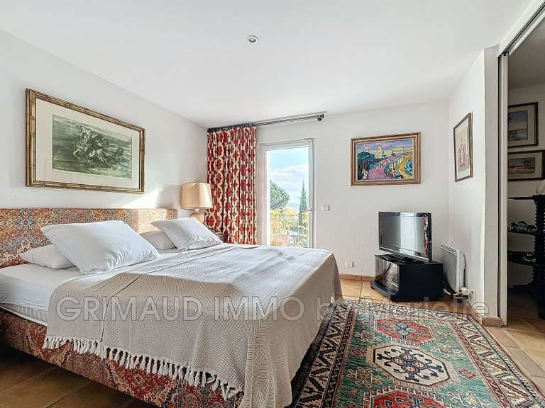 Villa Grimaud - 5 bedrooms - 234m²