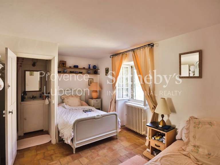 Maison Viens - 6 chambres - 458m²