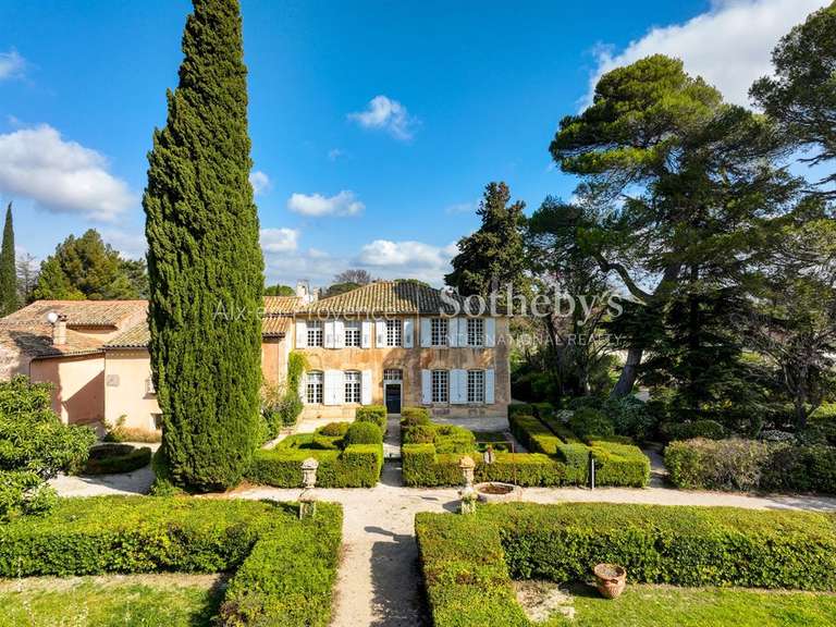 House Aix-en-Provence - 7 bedrooms - 550m²