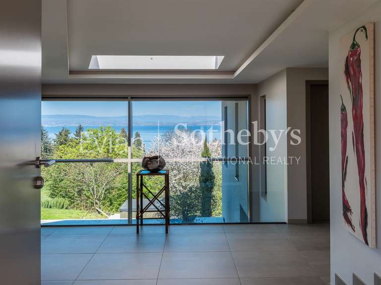 Maison Évian-les-Bains - 3 chambres - 302m²